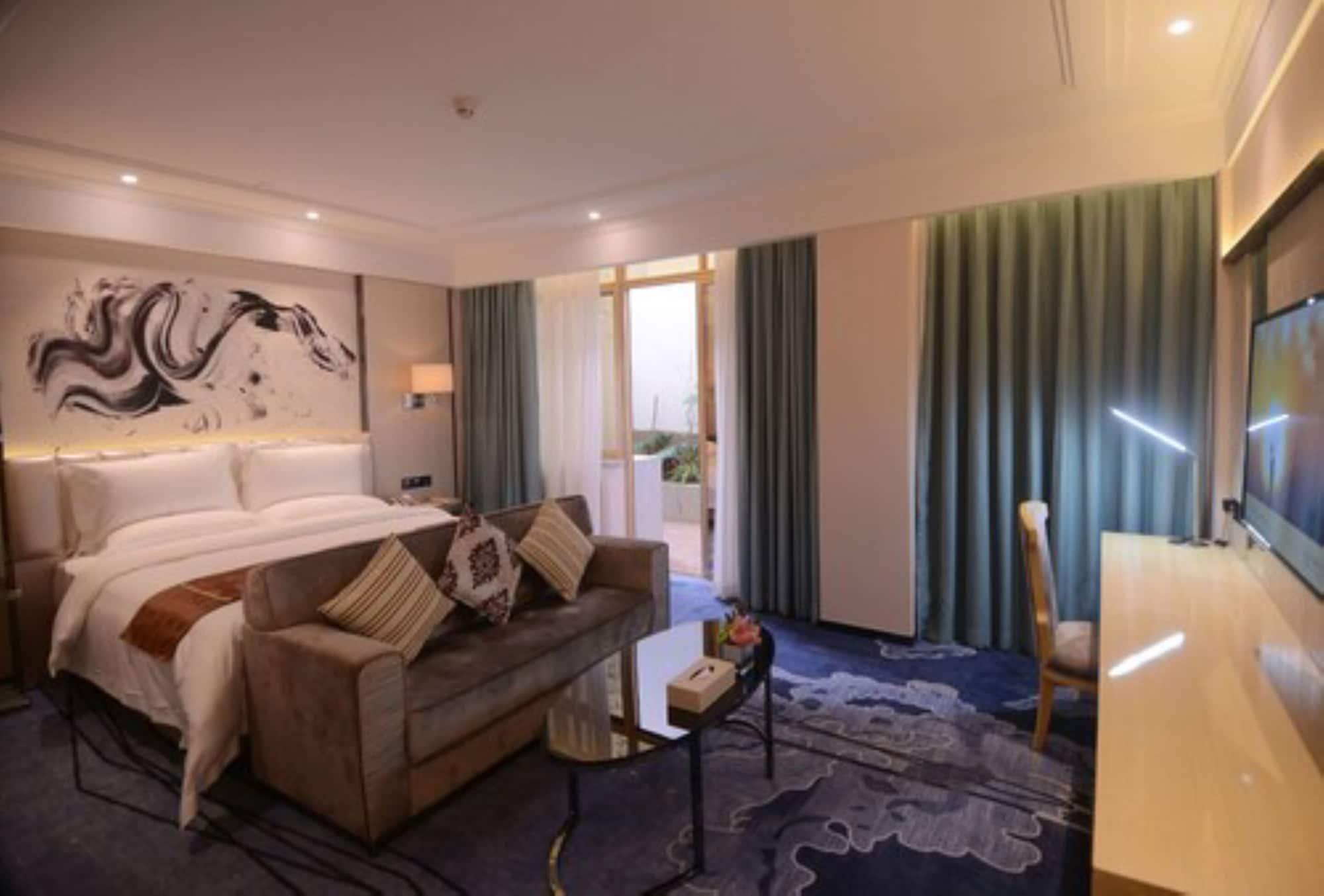 Готель Ramada Shenzhen Baoan Екстер'єр фото