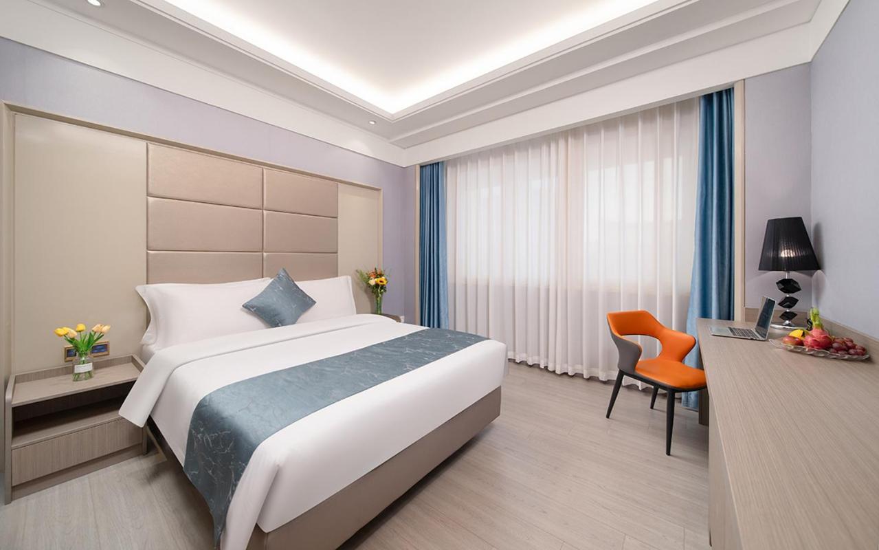 Готель Ramada Shenzhen Baoan Екстер'єр фото